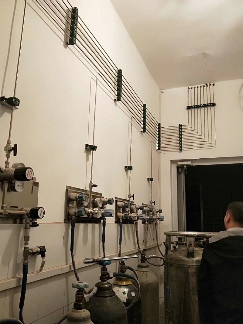 北京(jing)大學物理學院(yuan)實驗室氣路改(gǎi)造工程案例