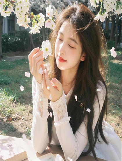 收藏必备：探索《金鱼妻》的奥秘：隐藏细节与深层意义